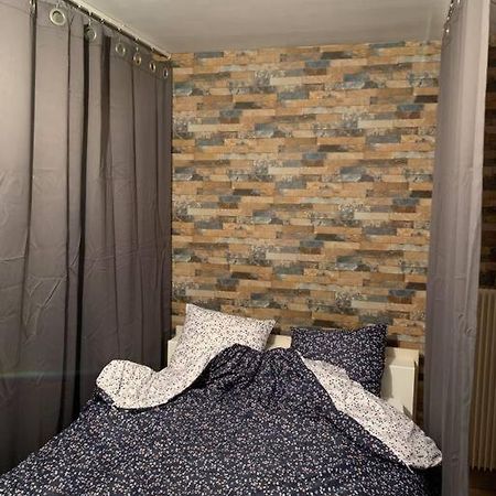 Appartement Confortable Et Tranquillite Assurer Tours Exterior foto